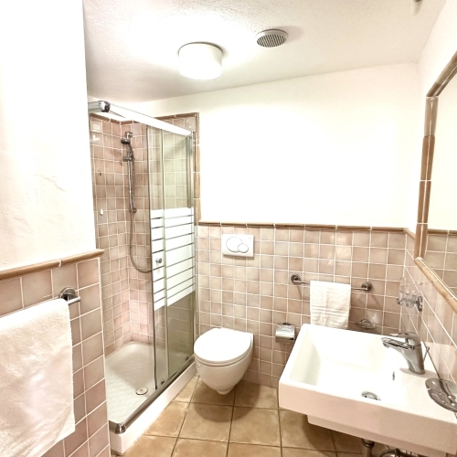 Residenze_Bagno2-57c247fd779eb72a5ace3ed5e10519fb-frontend-templ-c45